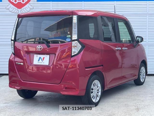 Toyota TANK 2017-09 8217135-17