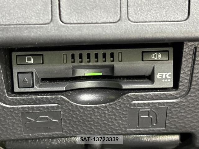Toyota TANK 2017-05 8218746-15