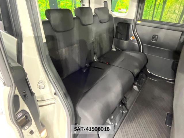 Toyota TANK 2017-10 8219329-8