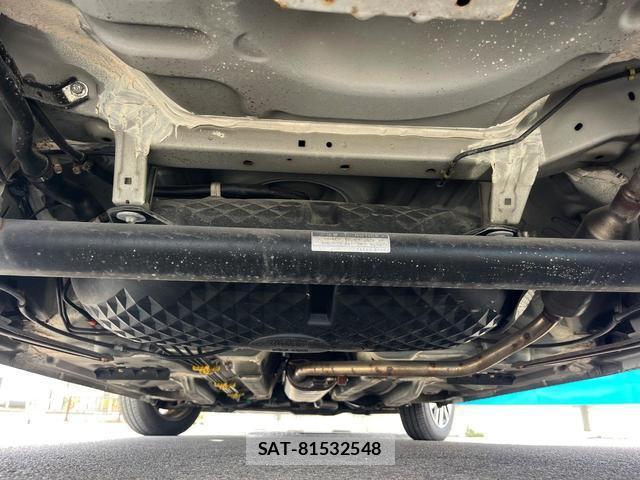 Toyota TANK 2018-05 8219675-19
