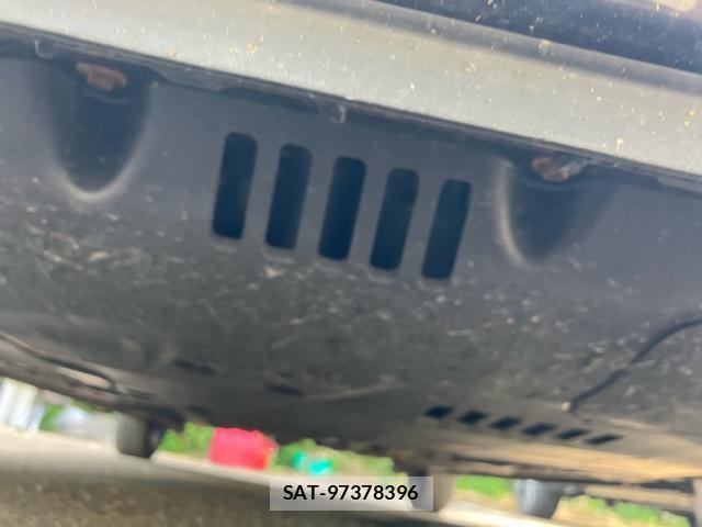 Toyota TANK 2017-01 8220138-13