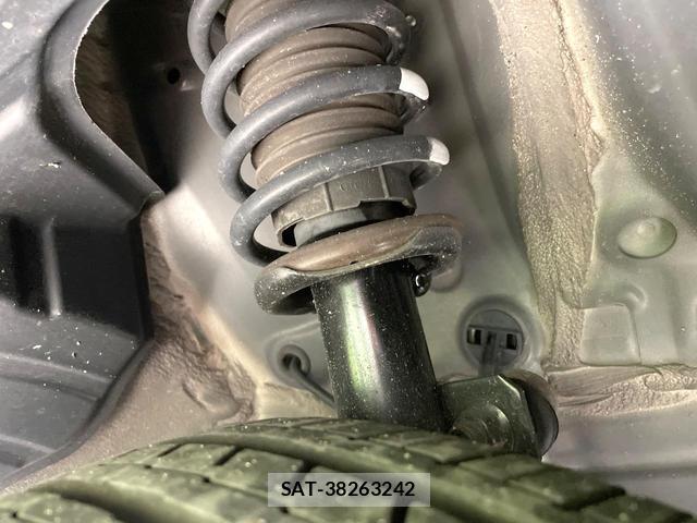 Toyota TANK 2020-07 8223278-19