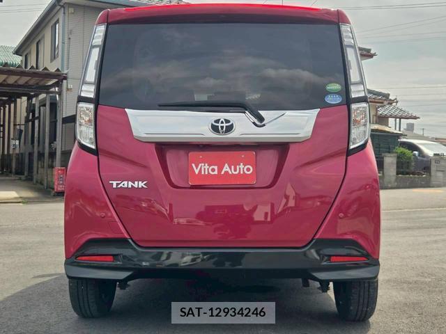 Toyota TANK 2017-09 8223408-10