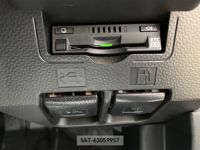 Toyota TANK 2017-03 8224241-2