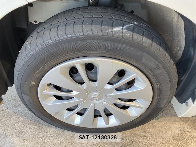 Toyota TANK 2017-06 8224247-13