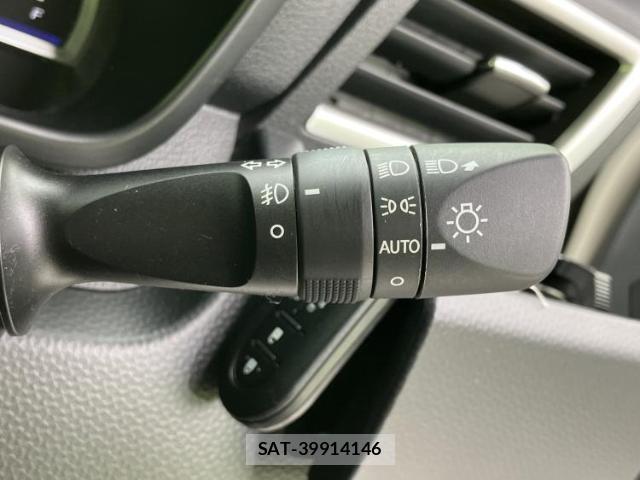 Toyota TANK 2017-09 8225322-16