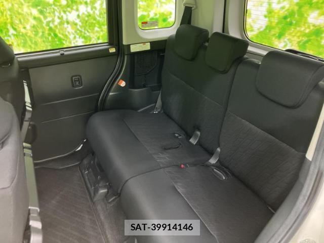 Toyota TANK 2017-09 8225322-6
