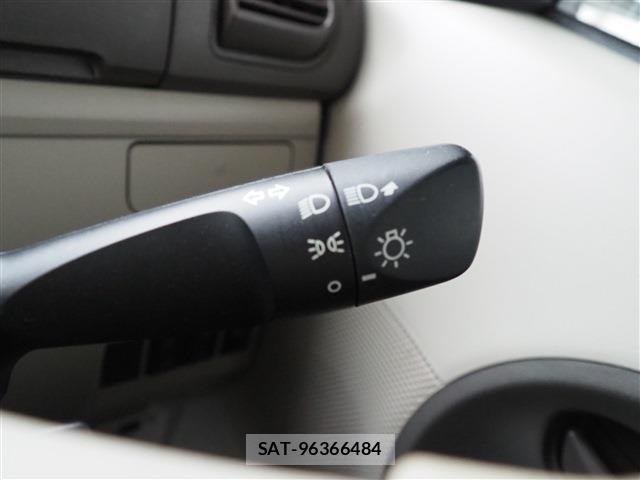 Daihatsu TANTO 2018-10 8216081-14