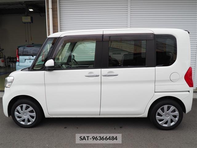 Daihatsu TANTO 2018-10 8216081-6