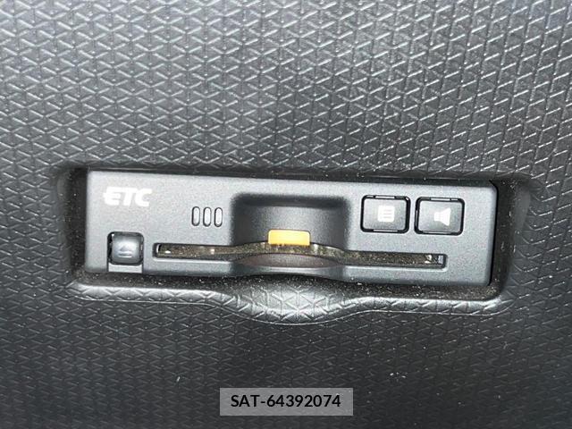Daihatsu TANTO 2019-08 8216327-6