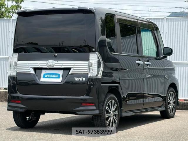 Daihatsu TANTO 2019-06 8216697-2