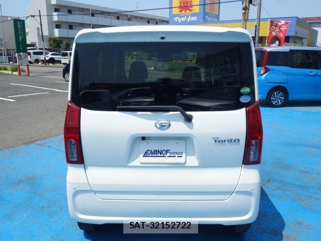 Daihatsu TANTO 2021-02 8216761-10