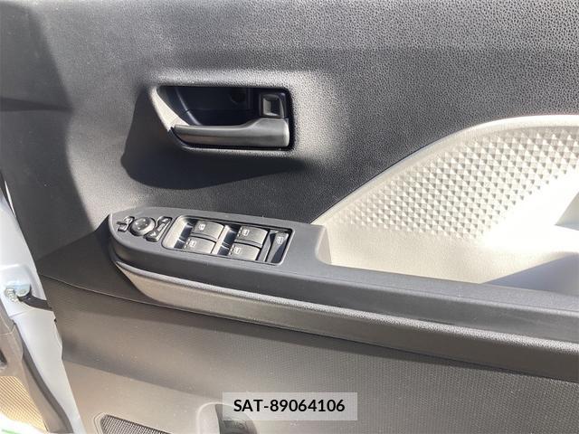Daihatsu TANTO 2025-10 8216835-13