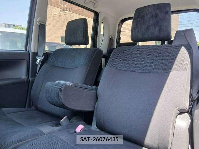 Daihatsu TANTO 2013-07 8216857-11