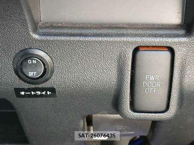 Daihatsu TANTO 2013-07 8216857-15