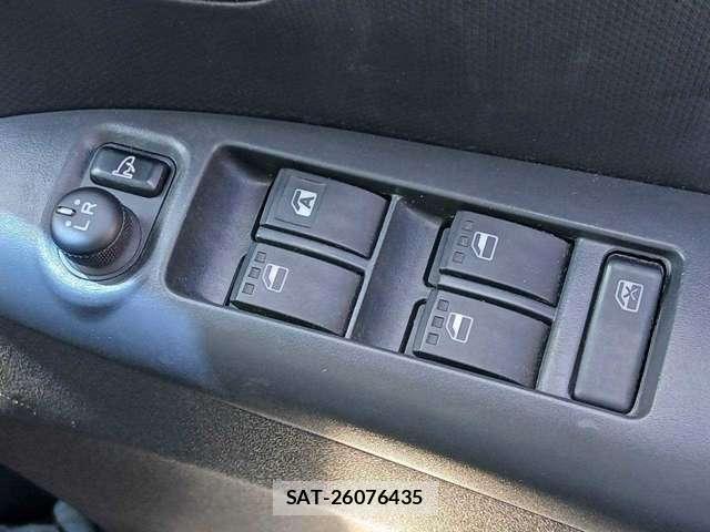 Daihatsu TANTO 2013-07 8216857-16