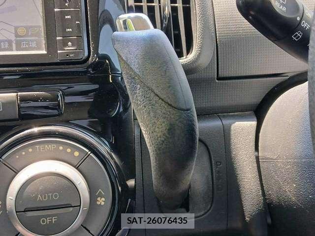 Daihatsu TANTO 2013-07 8216857-17
