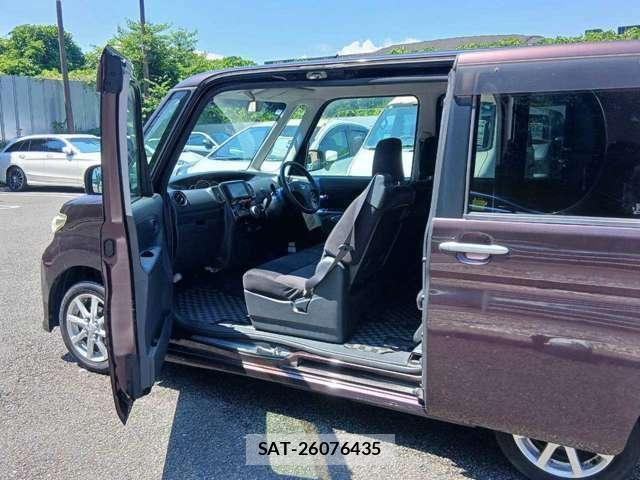 Daihatsu TANTO 2013-07 8216857-6