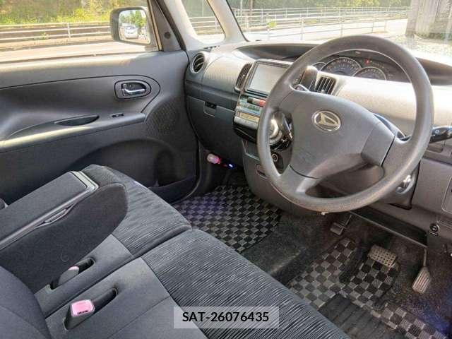 Daihatsu TANTO 2013-07 8216857-9