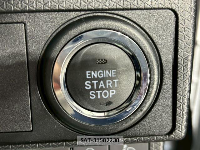 Daihatsu TANTO 2025-12 8216898-5