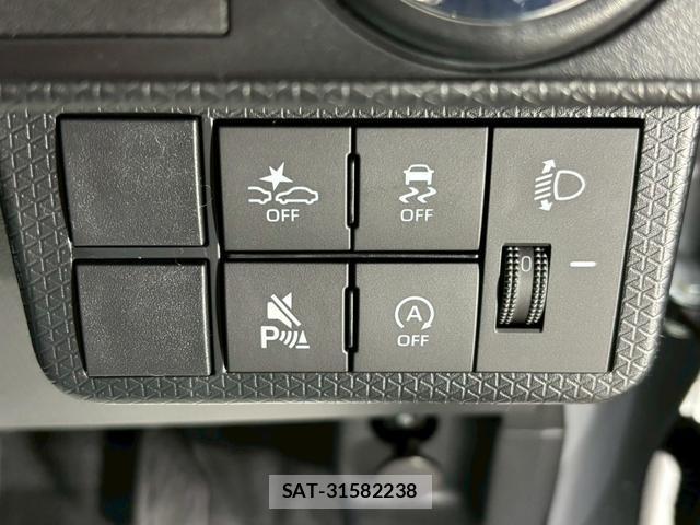 Daihatsu TANTO 2025-12 8216898-6