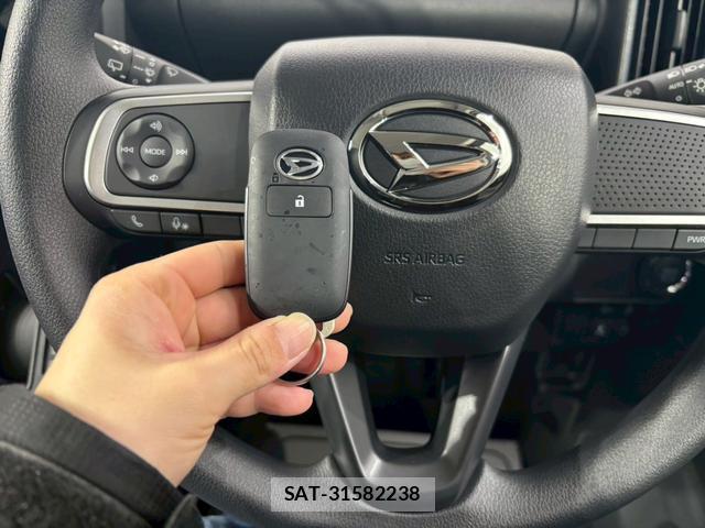 Daihatsu TANTO 2025-12 8216898-8