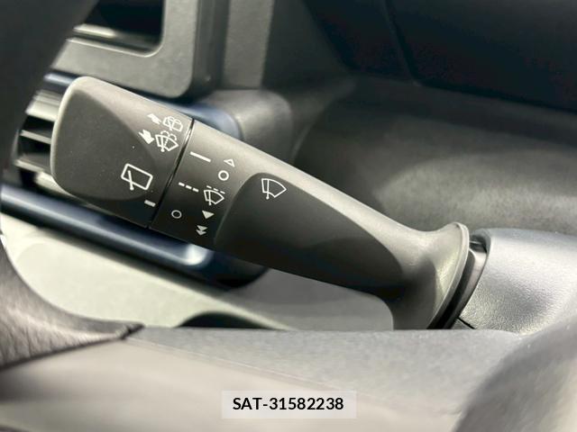 Daihatsu TANTO 2025-12 8216898-9