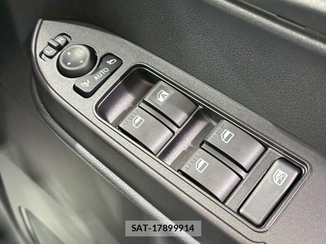 Daihatsu TANTO 2025-12 8216900-10