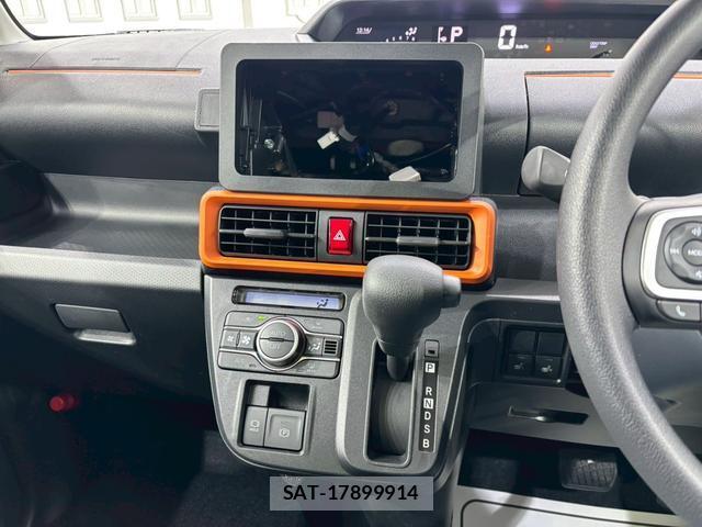 Daihatsu TANTO 2025-12 8216900-3