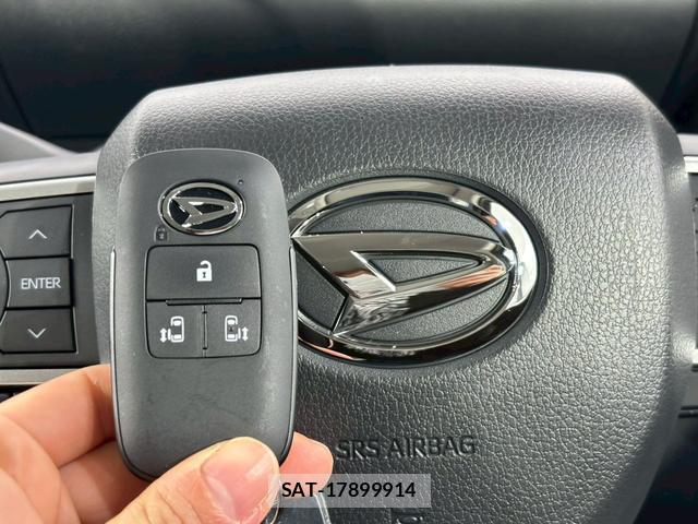 Daihatsu TANTO 2025-12 8216900-9