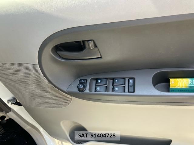 Daihatsu TANTO 2014-06 8217128-16