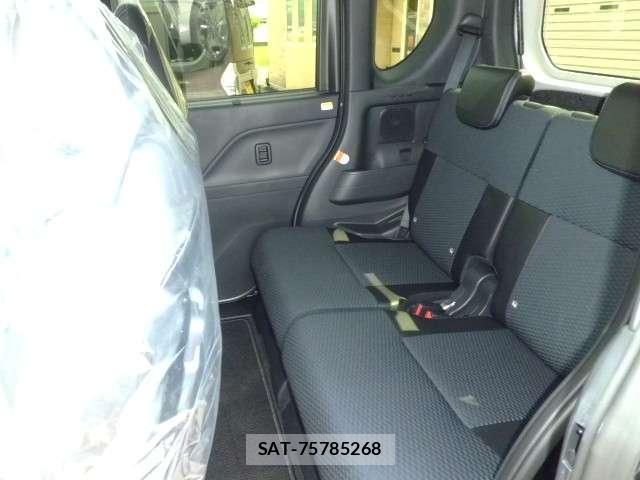 Daihatsu TANTO 2025-07 8217158-6