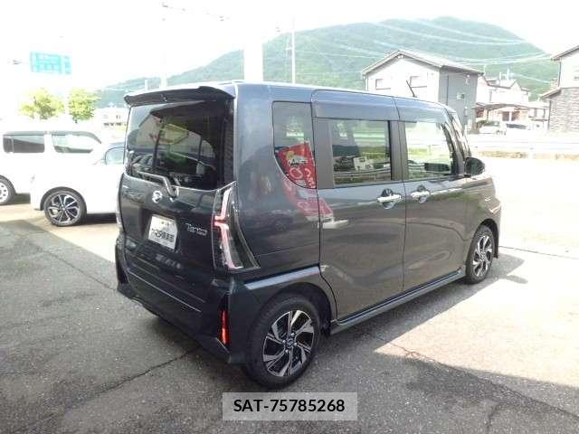 Daihatsu TANTO 2025-07 8217158-9