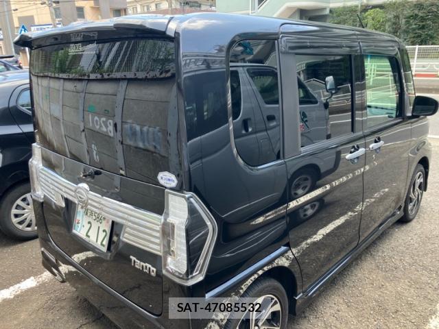 Daihatsu TANTO 2019-06 8217167-12