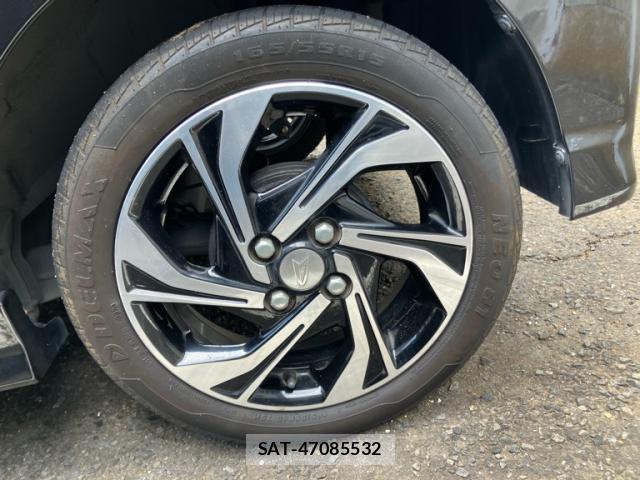 Daihatsu TANTO 2019-06 8217167-6