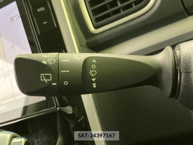 Daihatsu TANTO 2017-04 8217200-16