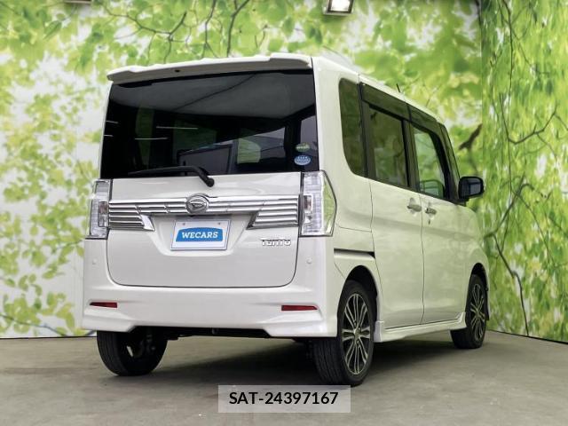 Daihatsu TANTO 2017-04 8217200-2