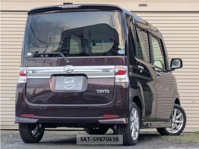 Daihatsu TANTO 2011-06 8217219-1