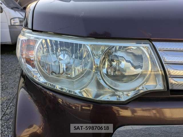 Daihatsu TANTO 2011-06 8217219-7