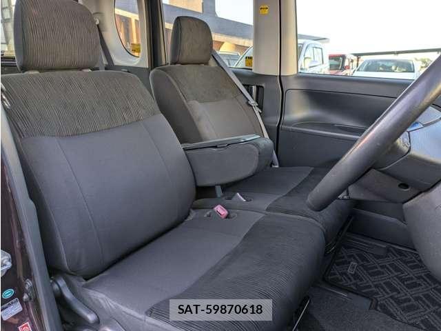 Daihatsu TANTO 2011-06 8217219-9