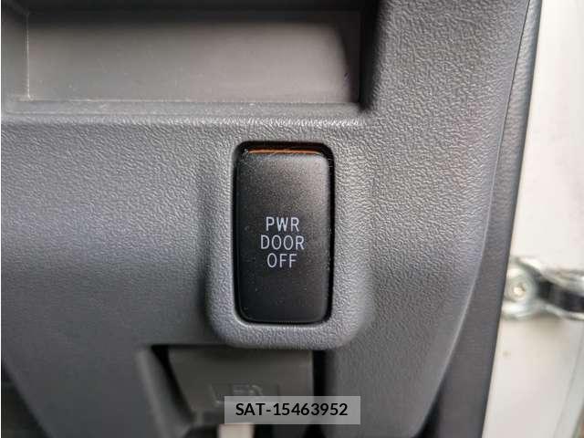 Daihatsu TANTO 2009-07 8217222-19