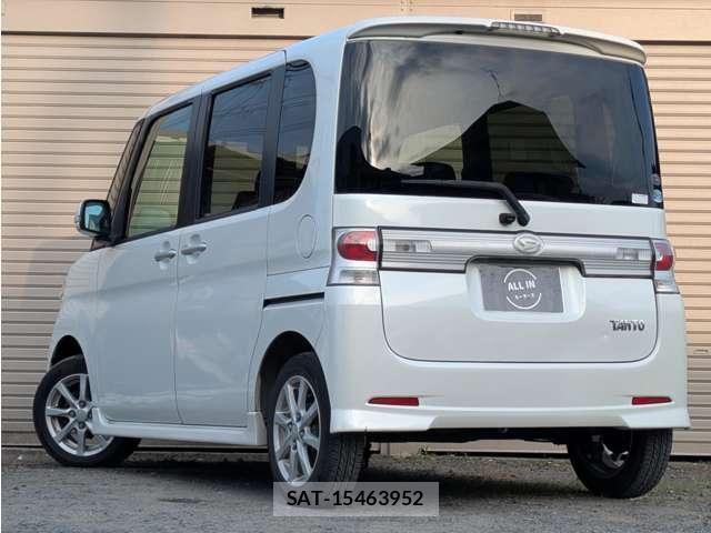 Daihatsu TANTO 2009-07 8217222-4