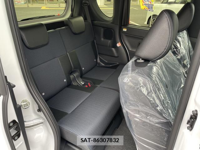 Daihatsu TANTO 2025-12 8217227-9