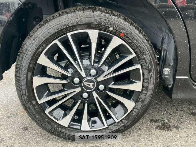 Daihatsu TANTO 2025-09 8218146-11