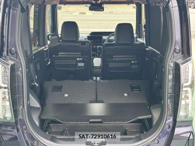 Daihatsu TANTO 2024-11 8218218-11