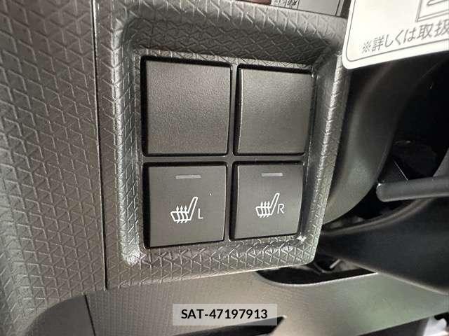 Daihatsu TANTO 2025-07 8218219-6