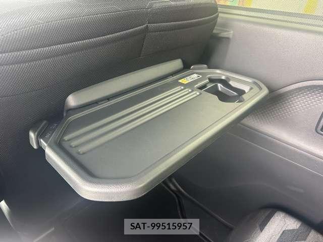 Daihatsu TANTO 2025-04 8218263-10