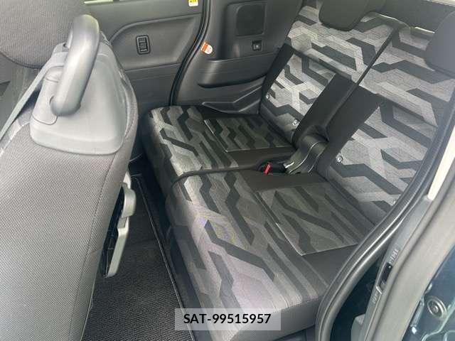 Daihatsu TANTO 2025-04 8218263-5