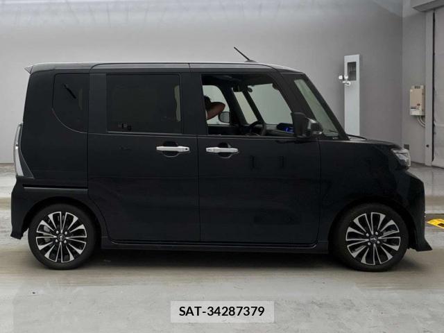 Daihatsu TANTO 2025-09 8218607-10