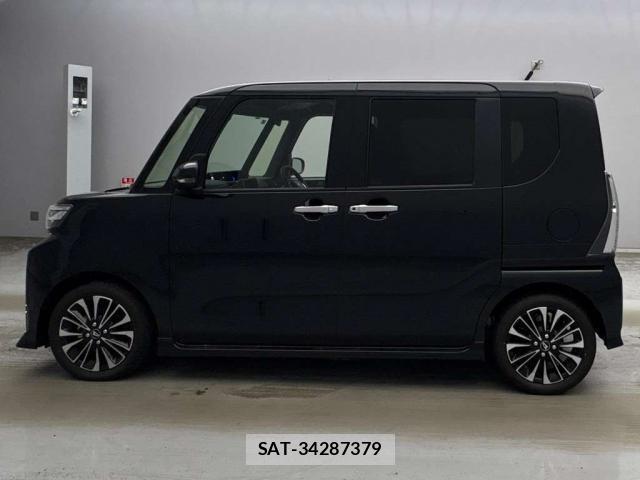 Daihatsu TANTO 2025-09 8218607-11